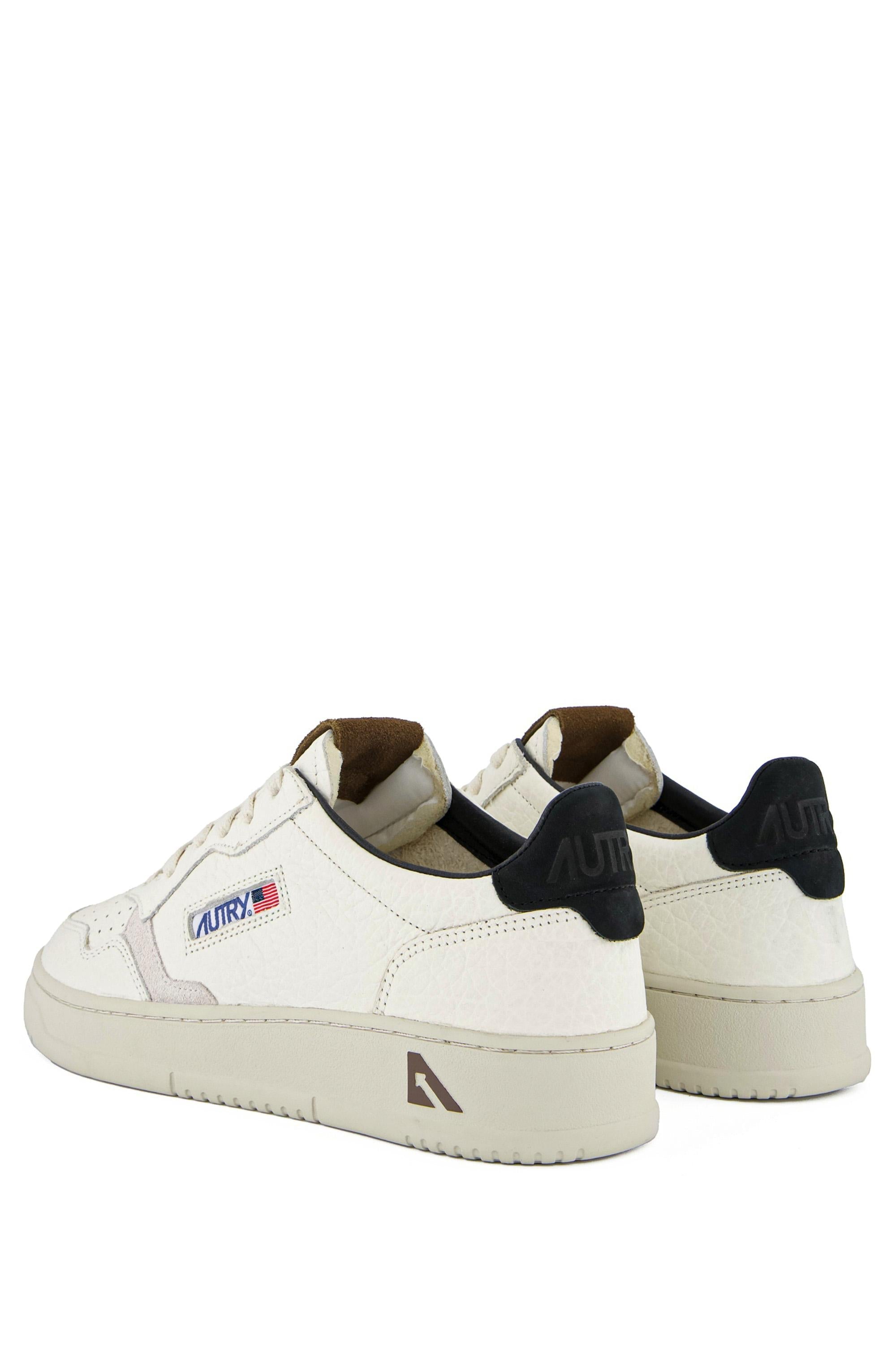 Sneaker medalist basse en cuir effet éléphant contrefort vert scuro