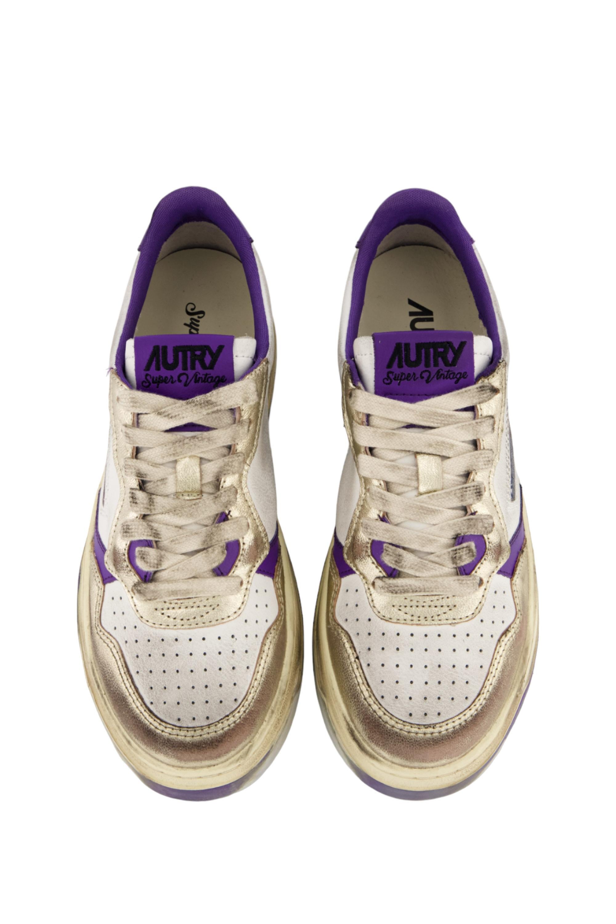 Sneaker femme super vintage en cuir