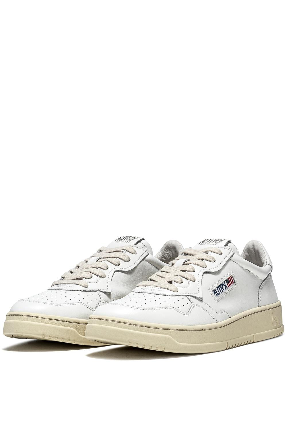 Sneaker medalist en cuir contrefort blanc