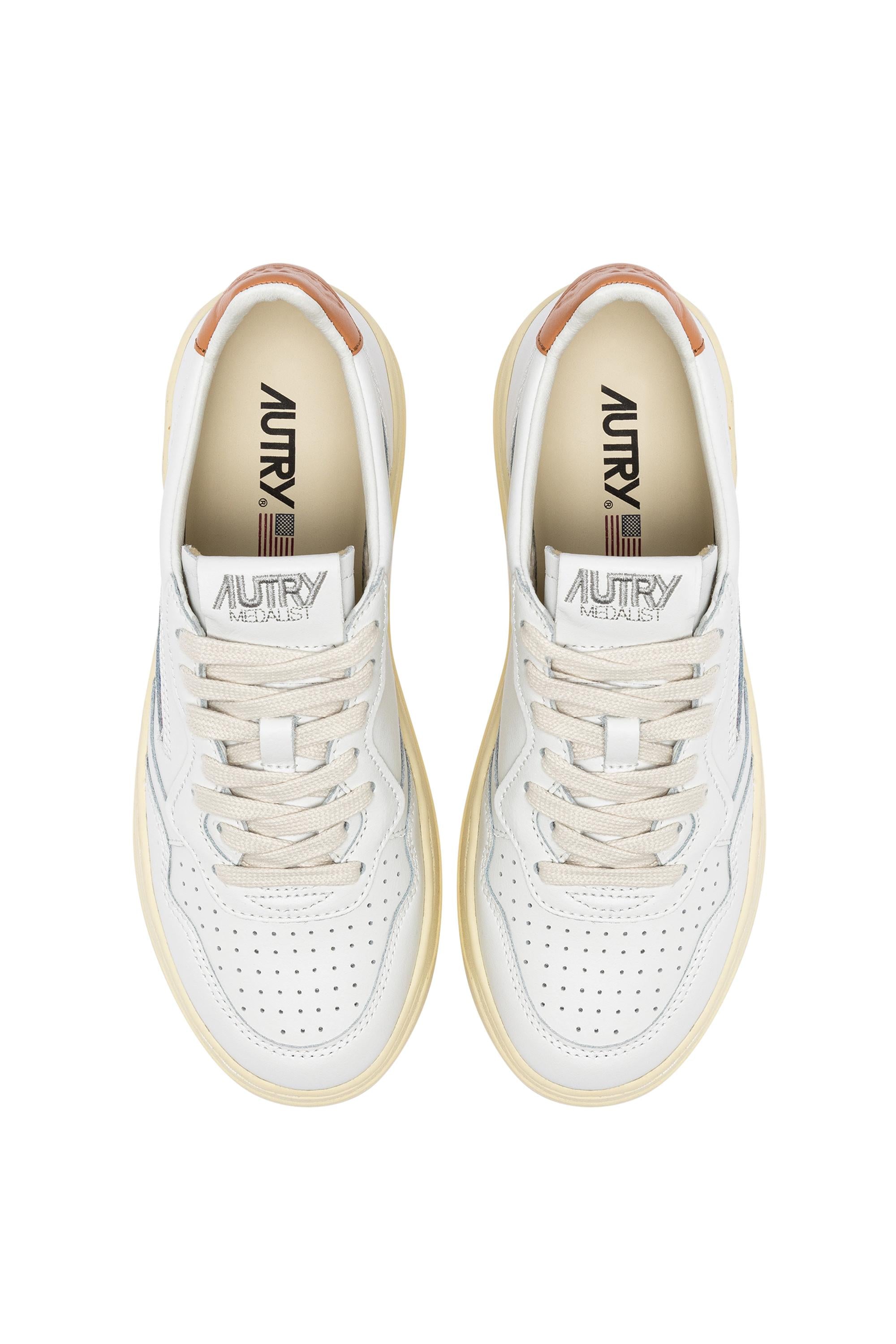 Sneaker femme medalist contrefort noisette