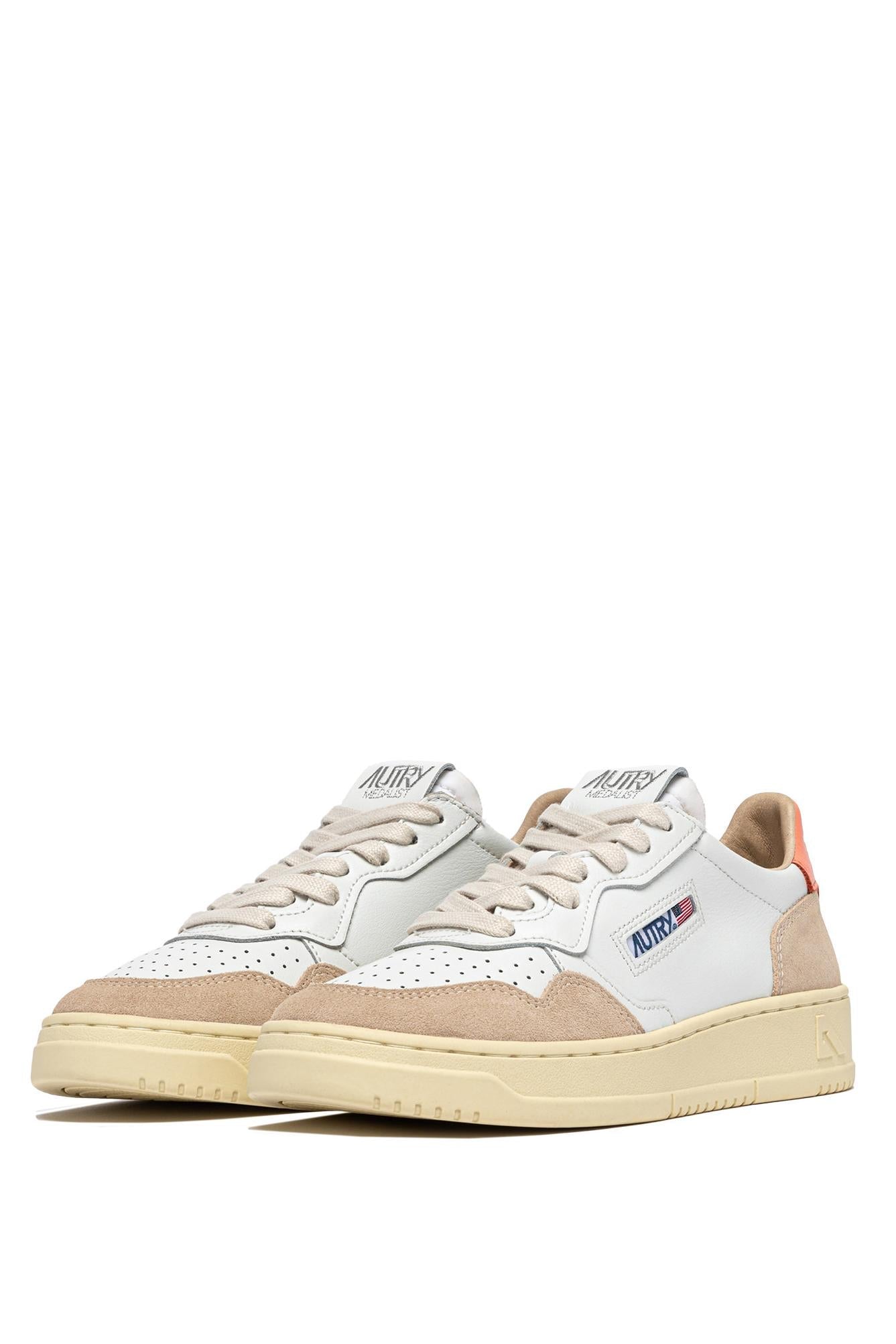 Sneaker femme medalist en cuir et daim contrefort pêche