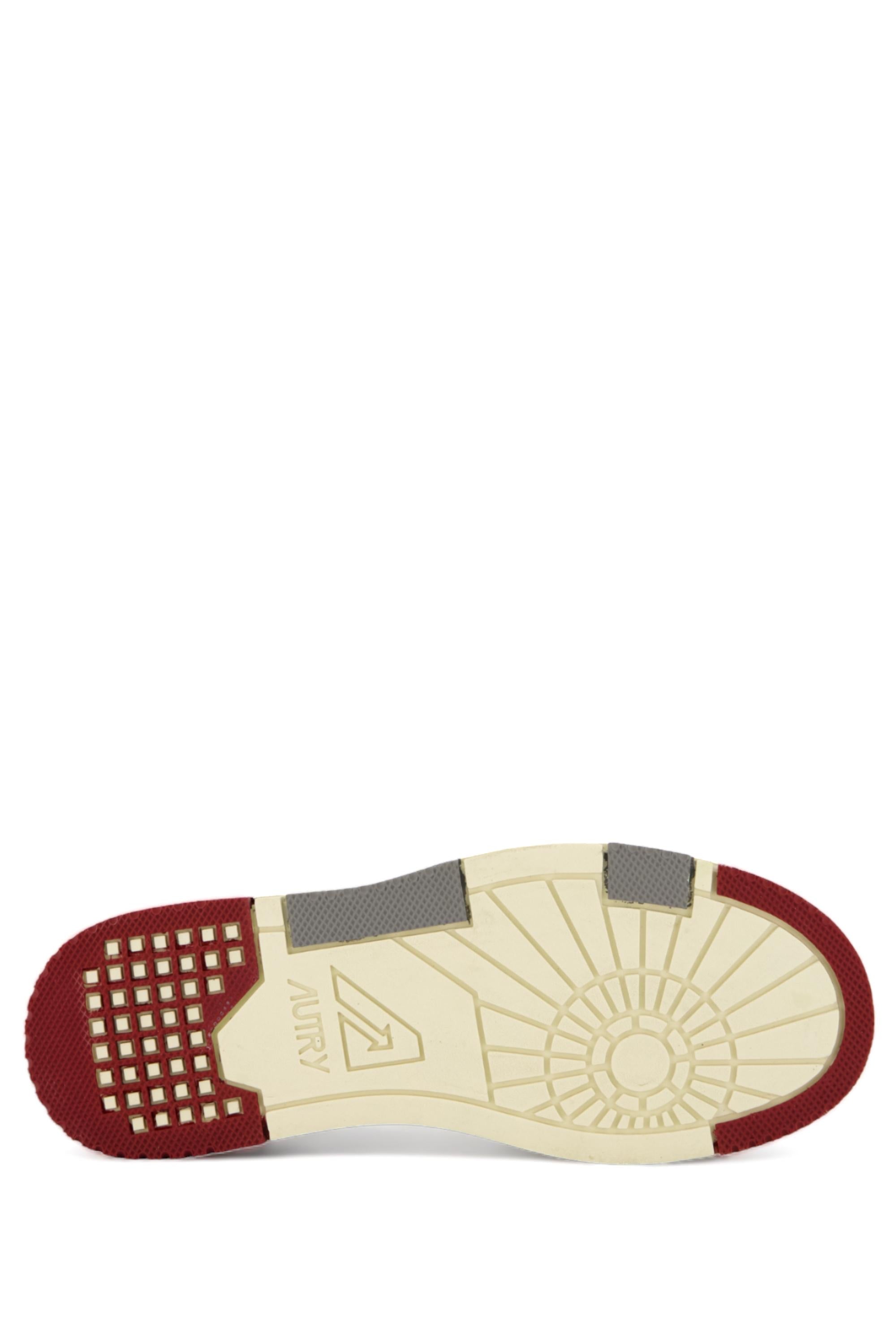 Sneaker basket femme clc avec détails rouges