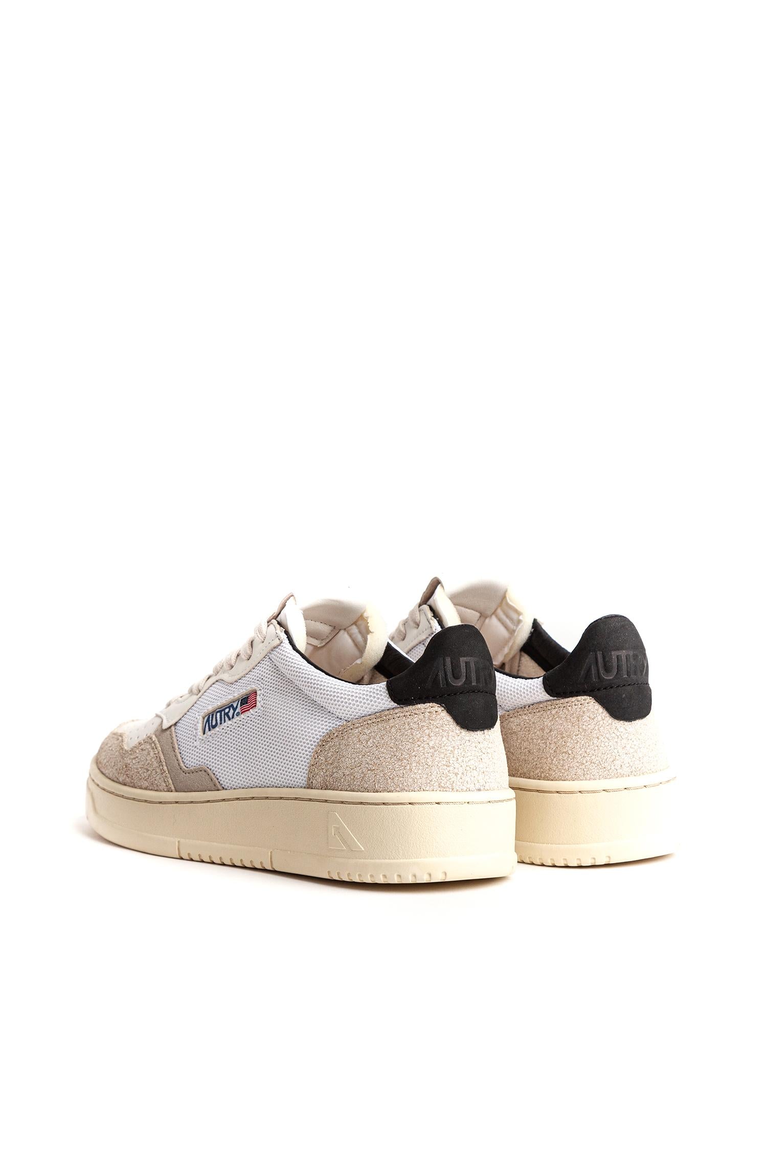 Sneaker medalist en cuir nubuck et mesh avec contrefort noir