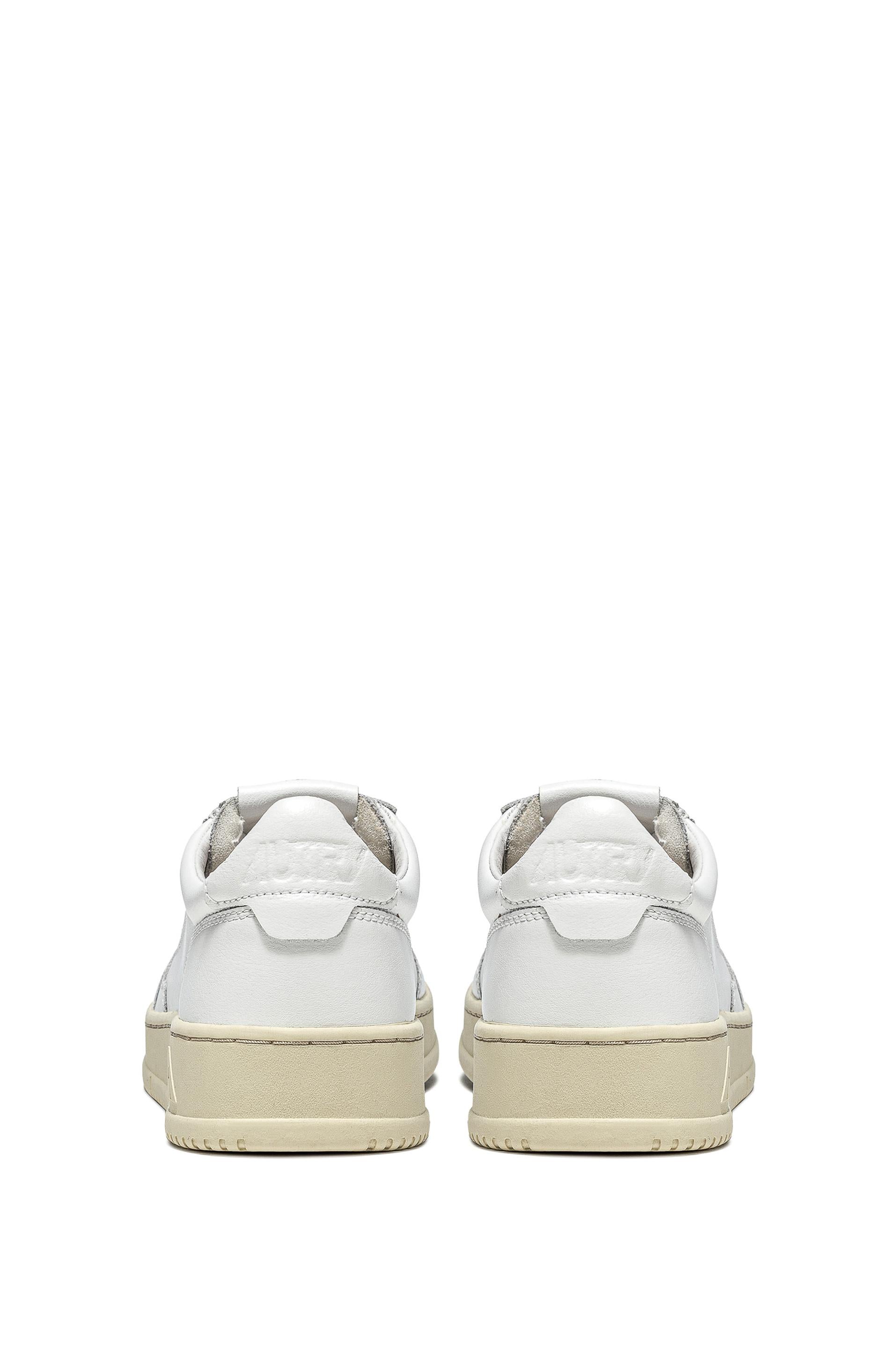 Sneaker medalist femme en cuir contrefort blanc