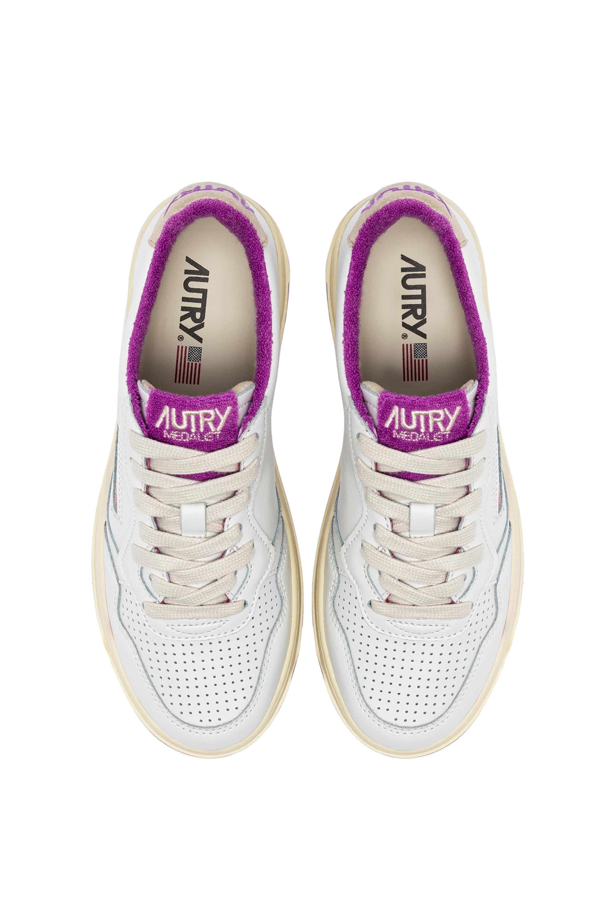 Sneaker femme medalist en cuir avec détails éponge fuchsia