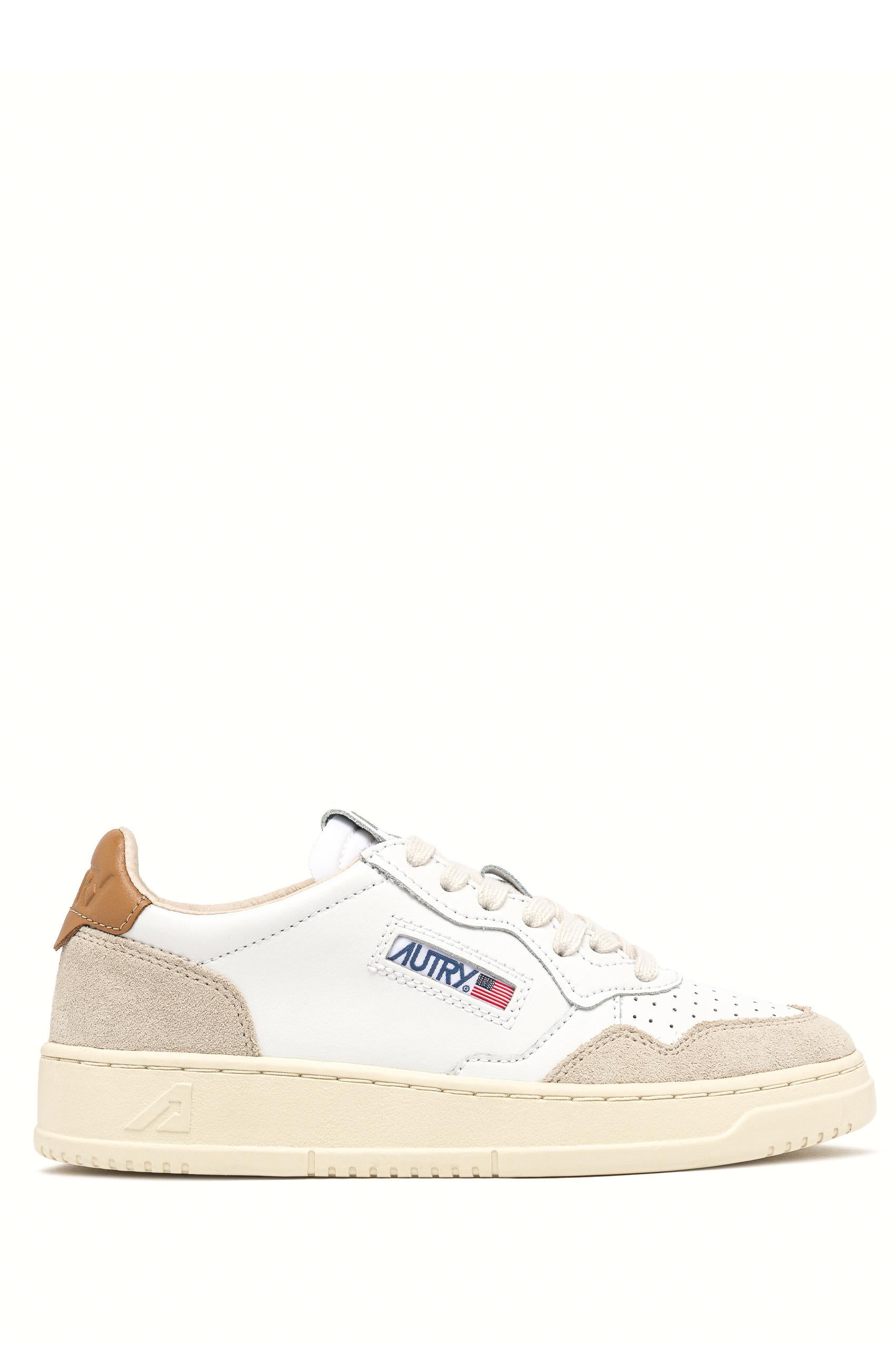 Sneaker femme en cuir et daim contrefort noisette