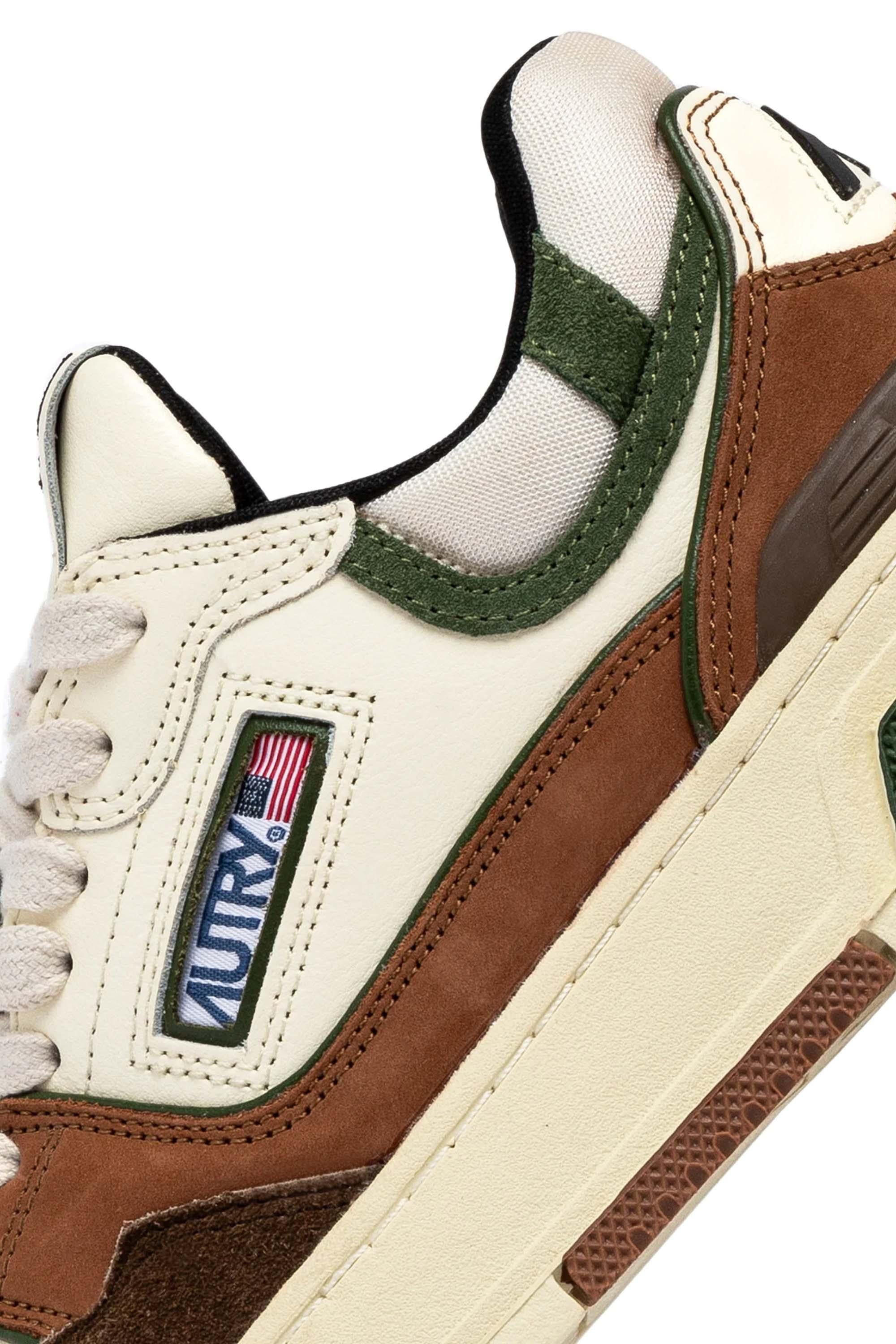 Sneaker basket femme clc teinte vert marron