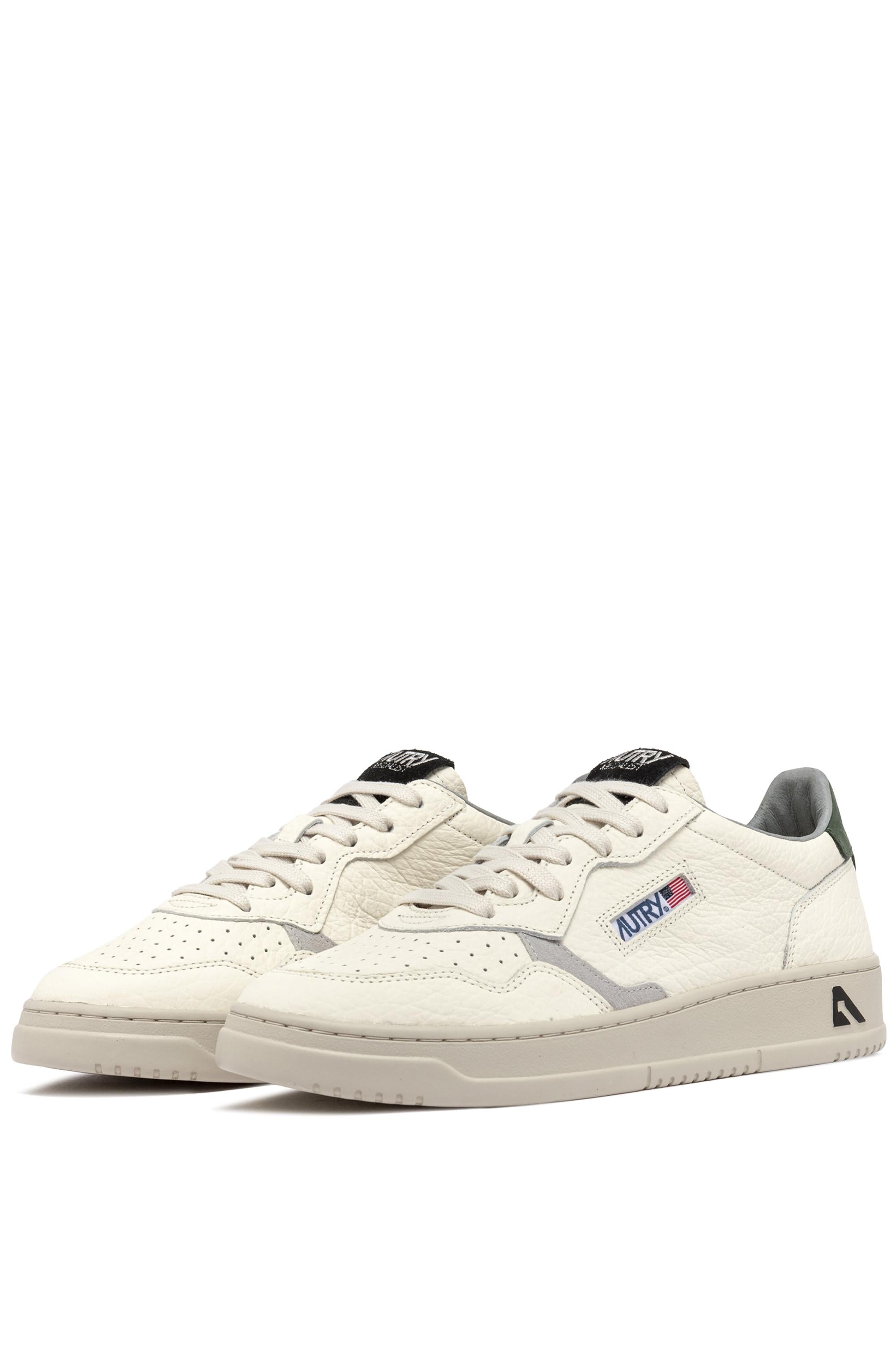 Sneaker medalist basse en cuir effet éléphant contrefort vert